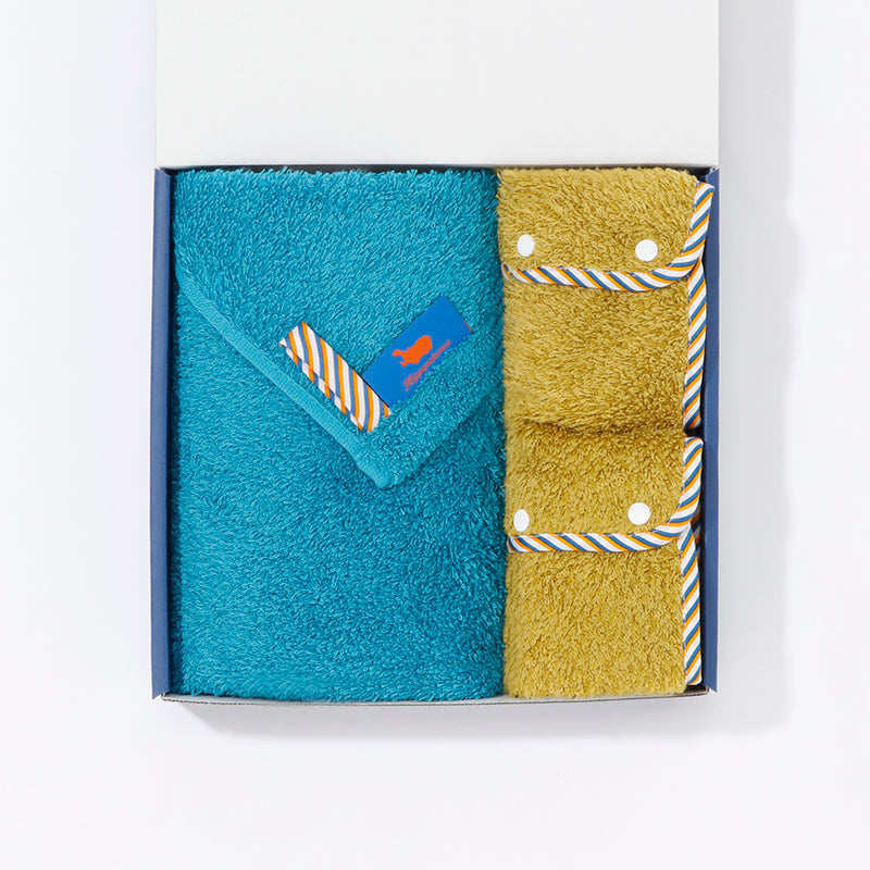 BABY COLLECTION GIFT HANDY TOWEL x 1 / BELT COVER x 1｜ベビーコレクションギフト – ループ付きタオル×1 / ベルトカバー×1